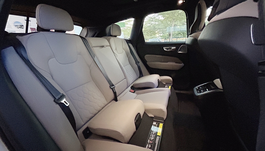 Dự thảo sửa đổi Luật: Ô tô kinh doanh vận tải hành khách không phải trang bị thiết bị an toàn cho trẻ em